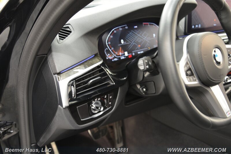 Used 2023 BMW 530i w/ M Sport Package RWD image 31