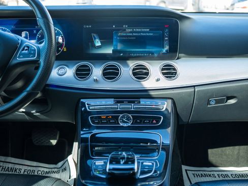 Used 2018 Mercedes-Benz E 300 4MATIC w/ Premium 2 Package image 13