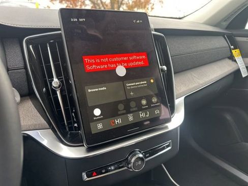 New 2026 Volvo XC90 B6 Ultra image 15