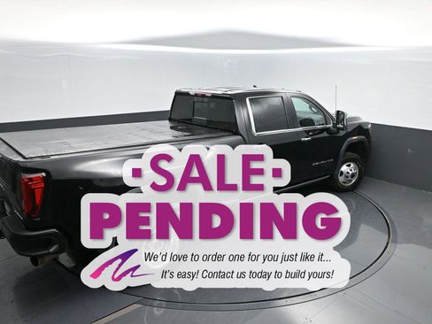 Used 2023 GMC Sierra 3500 Denali w/ Denali Ultimate Package image 45