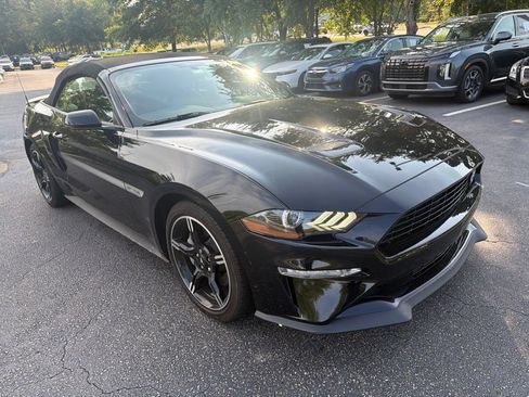 Used 2019 Ford Mustang GT Premium w/ Equipment Group 401A RWD image 4
