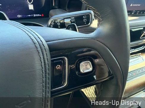 Used 2025 Lincoln Aviator Reserve w/ Equipment Group 201A AWD/4WD image 40