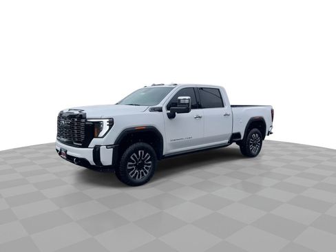 New 2025 GMC Sierra 2500 Denali Ultimate w/ Max Trailering Package image 4