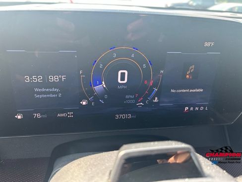 Used 2025 Chevrolet Traverse Z71 w/ Enhanced Driving Package AWD/4WD image 19