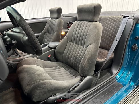 Used 1996 Pontiac Firebird Convertible RWD image 25