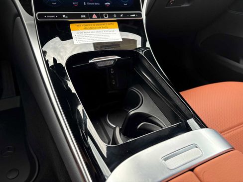 New 2026 Mercedes-Benz GLC 300 image 15