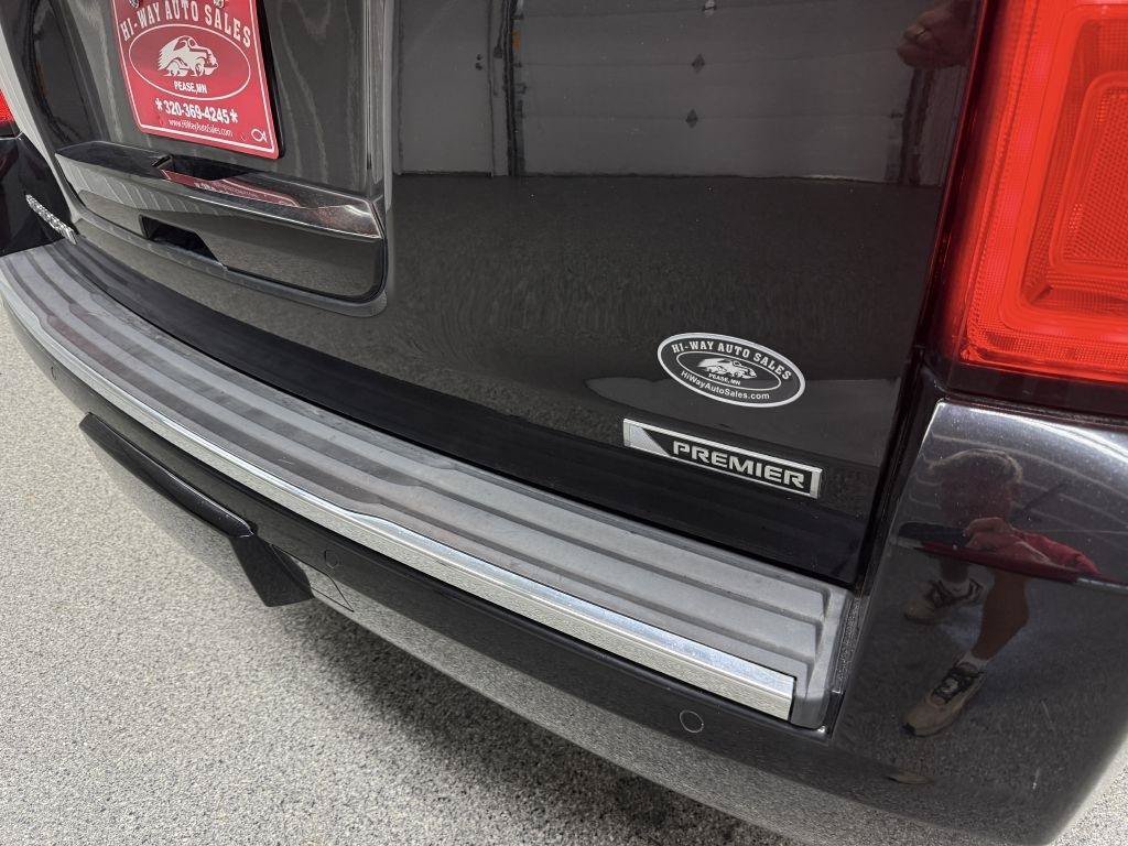 Used 2017 Chevrolet Suburban Premier AWD/4WD image 7