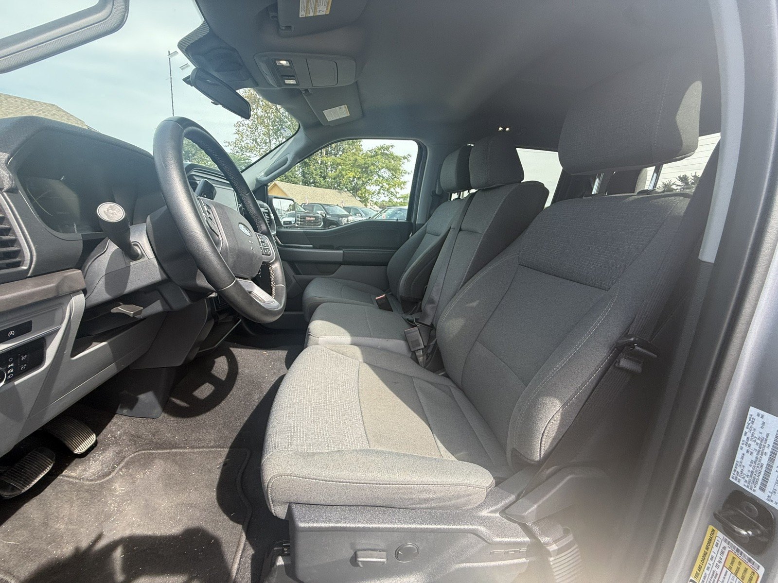 Used 2025 Ford F150 XLT w/ Equipment Group 301A Standard AWD/4WD image 9