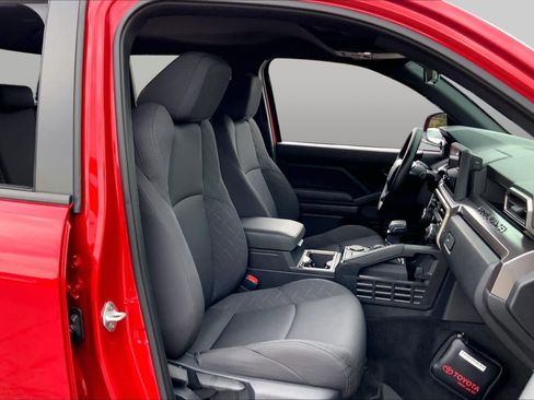 Used 2024 Toyota Tacoma SR5 RWD image 9