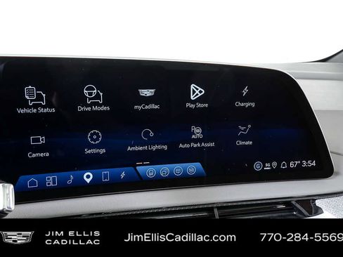 New 2026 Cadillac Optiq Luxury 2 RWD image 14