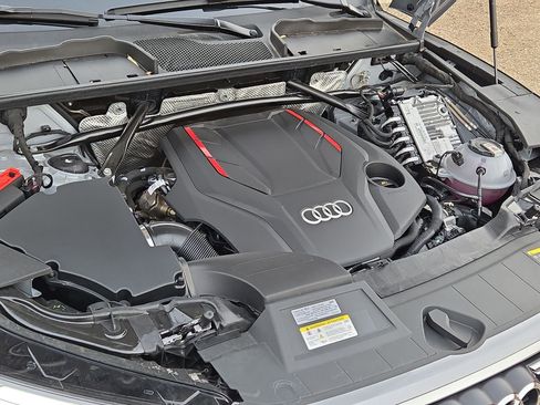 Used 2025 Audi SQ5 Premium Plus w/ Premium Plus Package AWD/4WD image 10