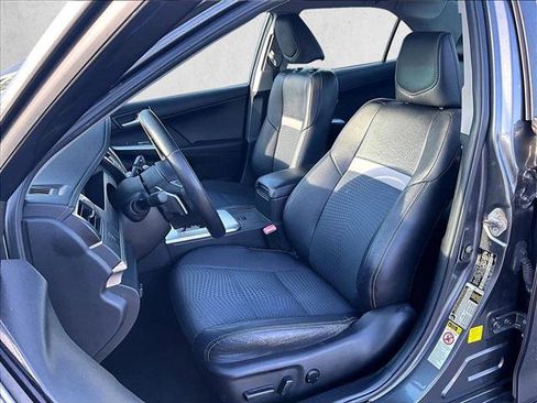 Used 2014 Toyota Camry SE image 24