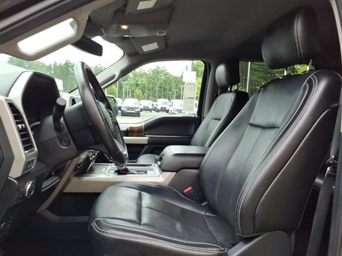 Used 2020 Ford F150 Lariat w/ Equipment Group 502A Luxury AWD/4WD image 16