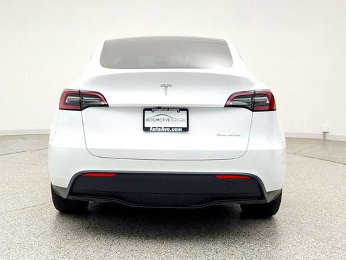 Used 2023 Tesla Model Y AWD image 6