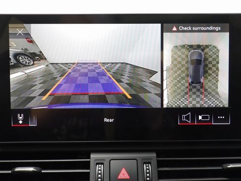 Used 2024 Audi SQ5 Premium Plus image 10