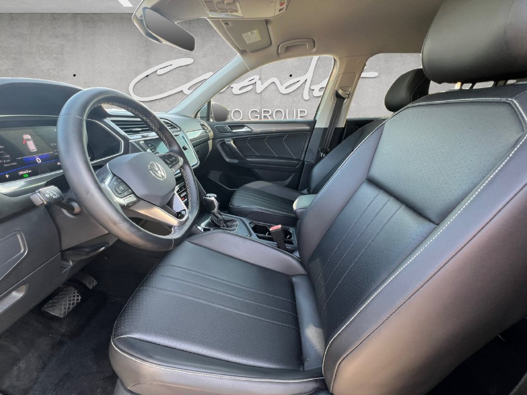 Used 2023 Volkswagen Tiguan SE FWD image 19