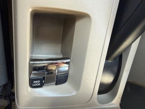 Used 2010 Jeep Patriot Latitude image 29