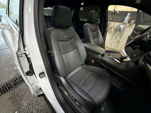 Certified 2024 Cadillac XT5 Premium Luxury AWD/4WD image 26