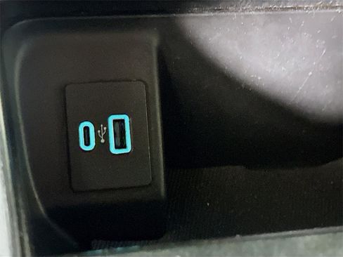 Used 2023 Ford F150 XLT w/ Equipment Group 302A High image 30