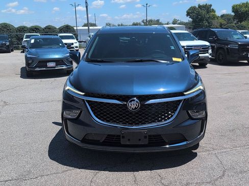 Used 2023 Buick Enclave Avenir w/ Avenir Technology Package AWD/4WD image 2