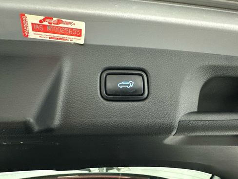 Used 2021 Hyundai Palisade Calligraphy image 22