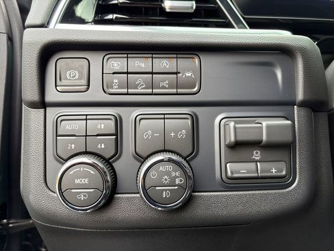 New 2026 Chevrolet Tahoe Z71 image 4