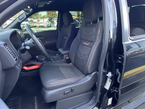 Used 2022 Nissan Frontier Pro-X w/ Technology Package image 13