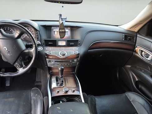 Used 2015 INFINITI Q70 3.7 w/ Deluxe Touring Package image 14