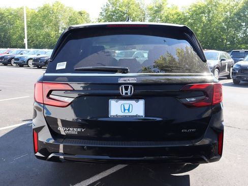Certified 2026 Honda Odyssey Elite image 4