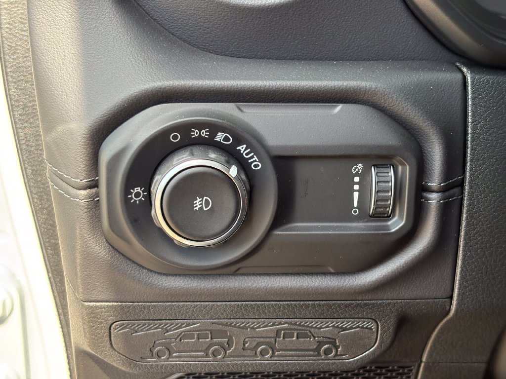 New 2026 Jeep Wrangler Unlimited Sahara AWD/4WD image 23