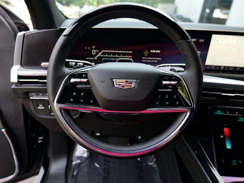 Used 2025 Cadillac Escalade Sport image 16