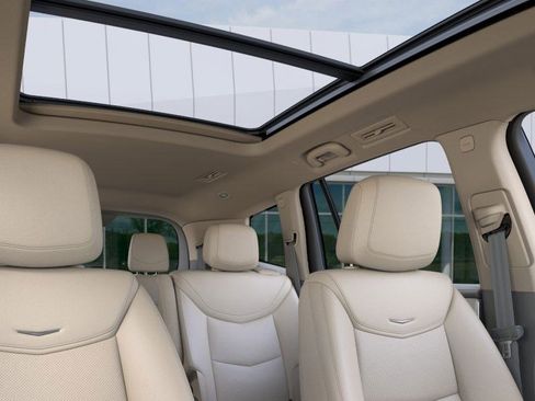 New 2025 Cadillac XT6 Premium Luxury w/ Technology Package FWD image 24