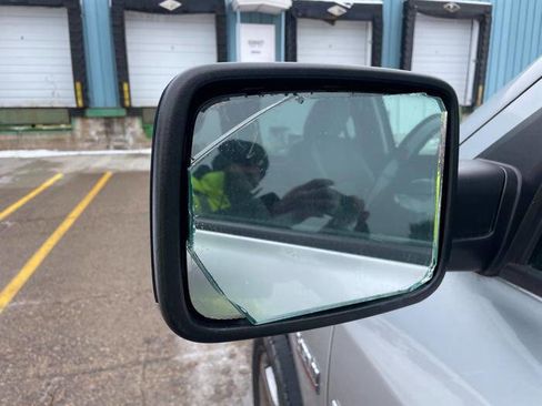 Used 2015 RAM 1500 Big Horn image 23