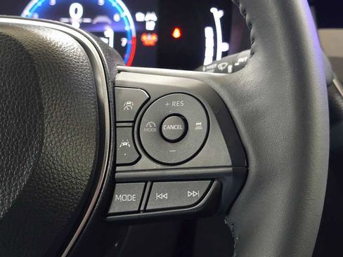 Used 2026 Toyota Corolla SE FWD image 25