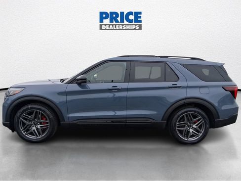 New 2026 Ford Explorer ST w/ Sun And Sound Package image 8