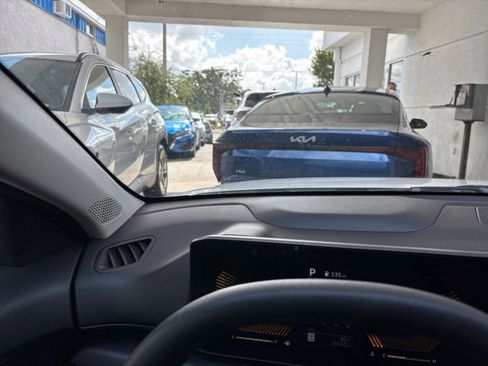 Used 2025 Kia K4 FWD image 35
