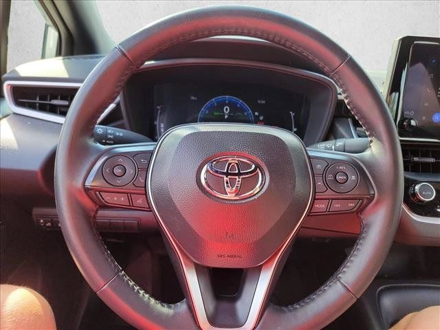 Used 2026 Toyota Corolla SE FWD image 16