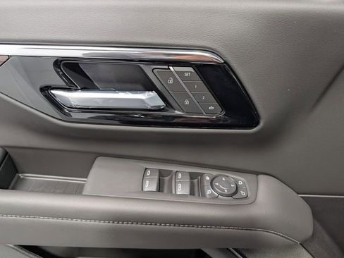 New 2026 Chevrolet Tahoe LT image 17