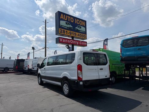 Used 2019 Ford Transit 350 XLT RWD image 31