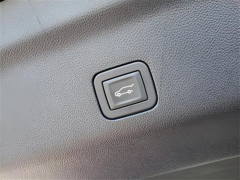 Used 2025 Chevrolet Tahoe RST w/ RST Capability Package image 28