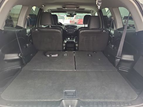 Used 2022 Honda Pilot Touring image 27