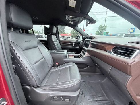 Used 2021 GMC Yukon Denali RWD image 25