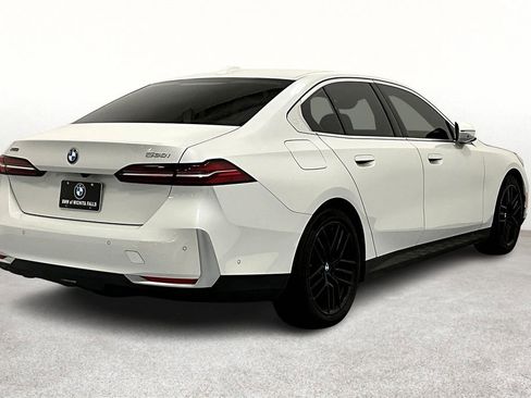 Used 2024 BMW 530i xDrive w/ Premium Package image 2