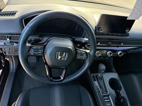 Used 2024 Honda Civic Sport image 10