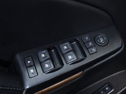 Used 2018 GMC Yukon XL Denali w/ Open Road Package image 15