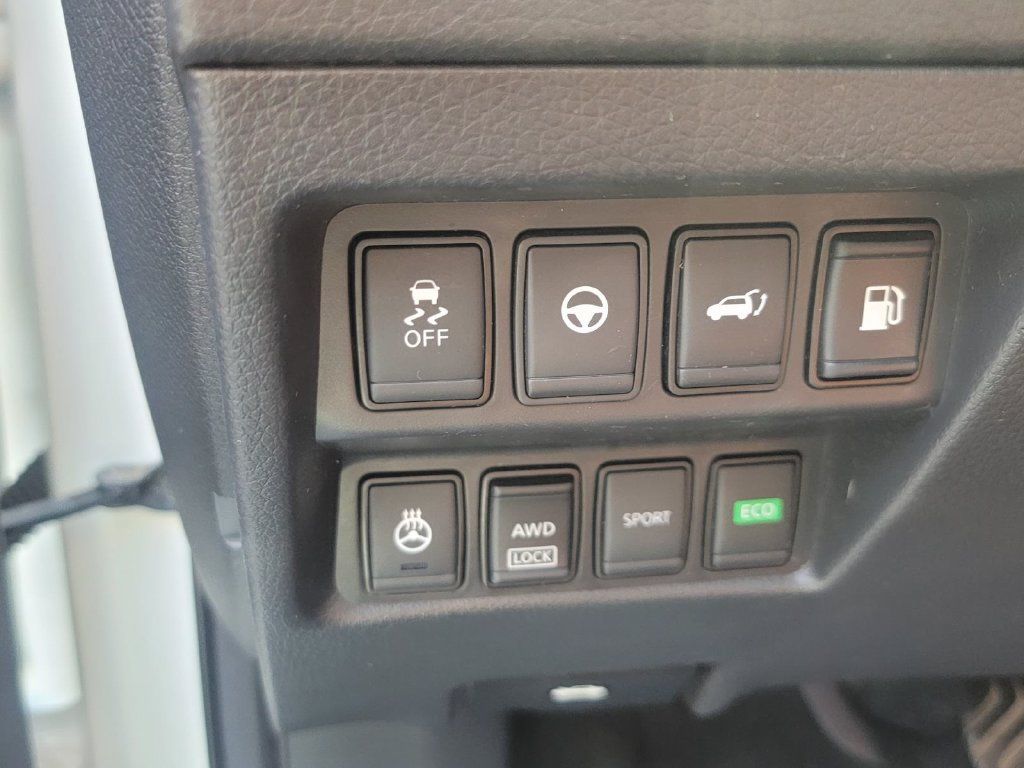 Used 2019 Nissan Rogue SL w/ Premium Package AWD/4WD image 30