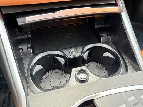 Certified 2024 BMW 330i xDrive Sedan w/ Premium Package image 27