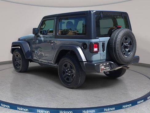 Used 2024 Jeep Wrangler Sport AWD/4WD image 8