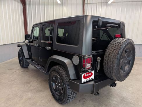 Used 2015 Jeep Wrangler Unlimited Sport w/ Quick Order Package 24S AWD/4WD image 13
