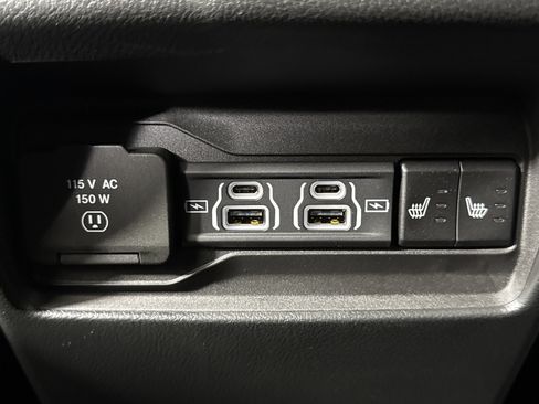 New 2025 Jeep Grand Cherokee Limited w/ Luxury Tech Group II image 18